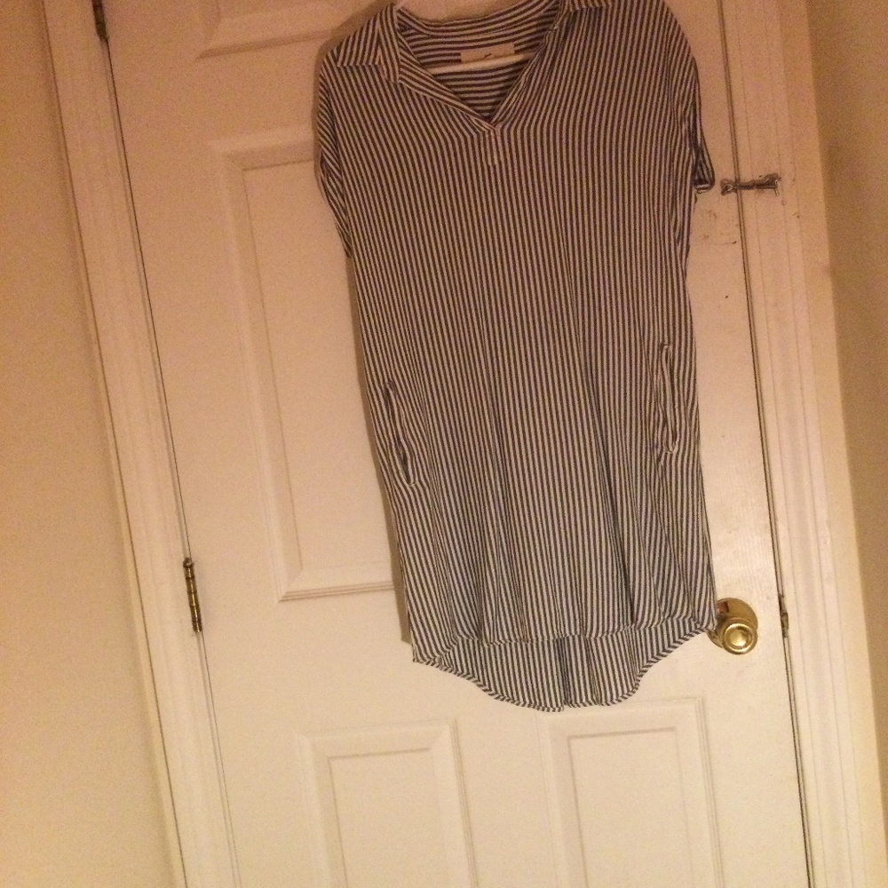Blue and white striped summer dress/shift, medium